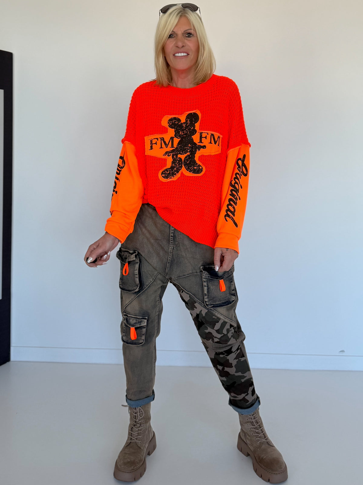 Grobstrickpullover mit Sweatärmeln - neonorange