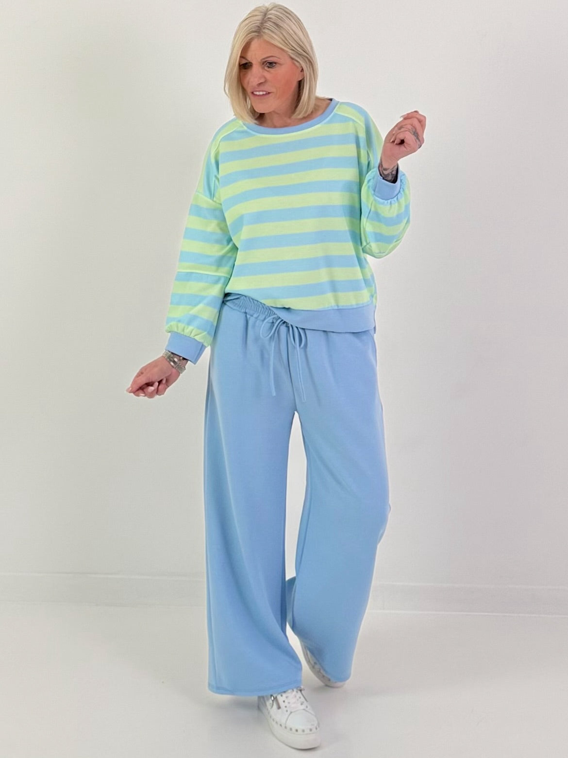 Zweiteiler mit Streifen - lindgrün-hellblau