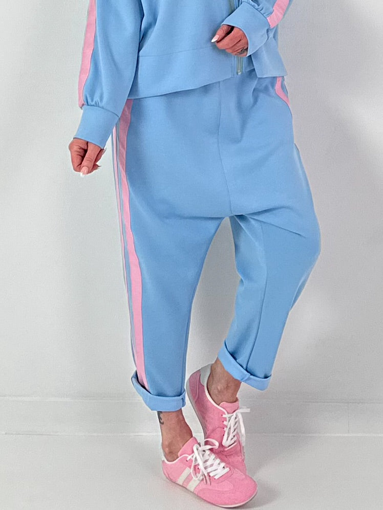 Sweat Baggy mit Streifen - hellblau