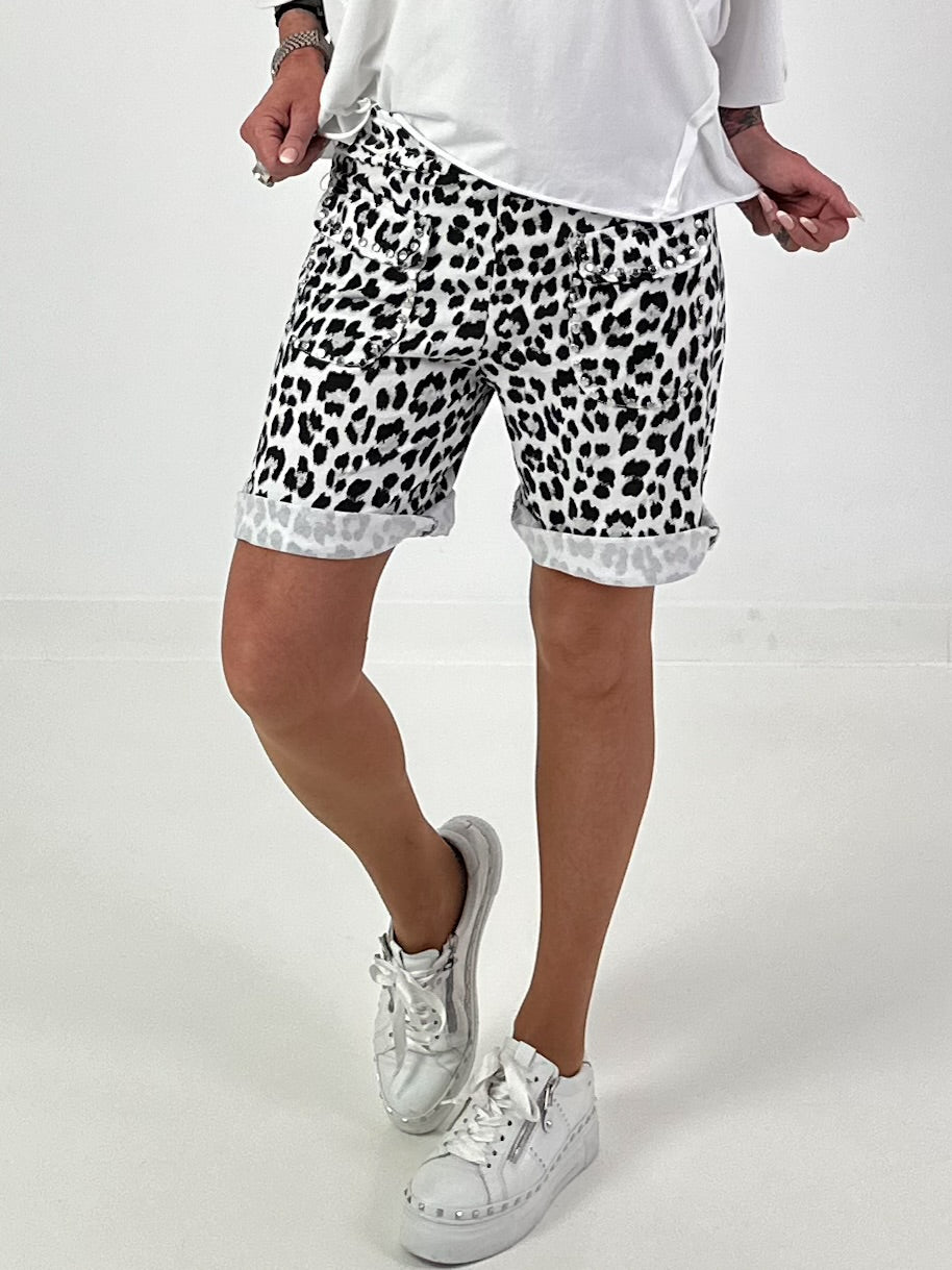Sweat Short Leo mit Nieten - schwarz-weiss
