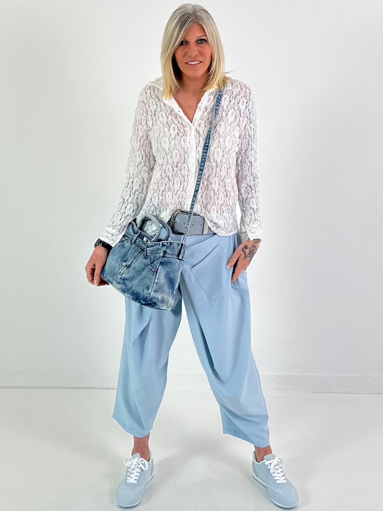 Hose mit Überwurf - hellblau