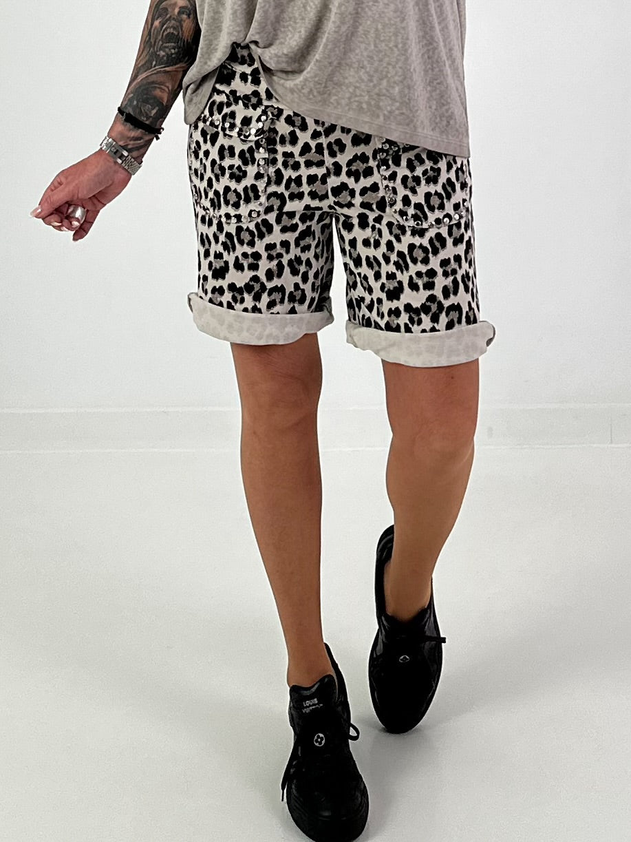 Sweat Short Leo mit Nieten - beige