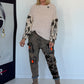 Grobstrickpullover mit Sweatärmeln Skull - beige