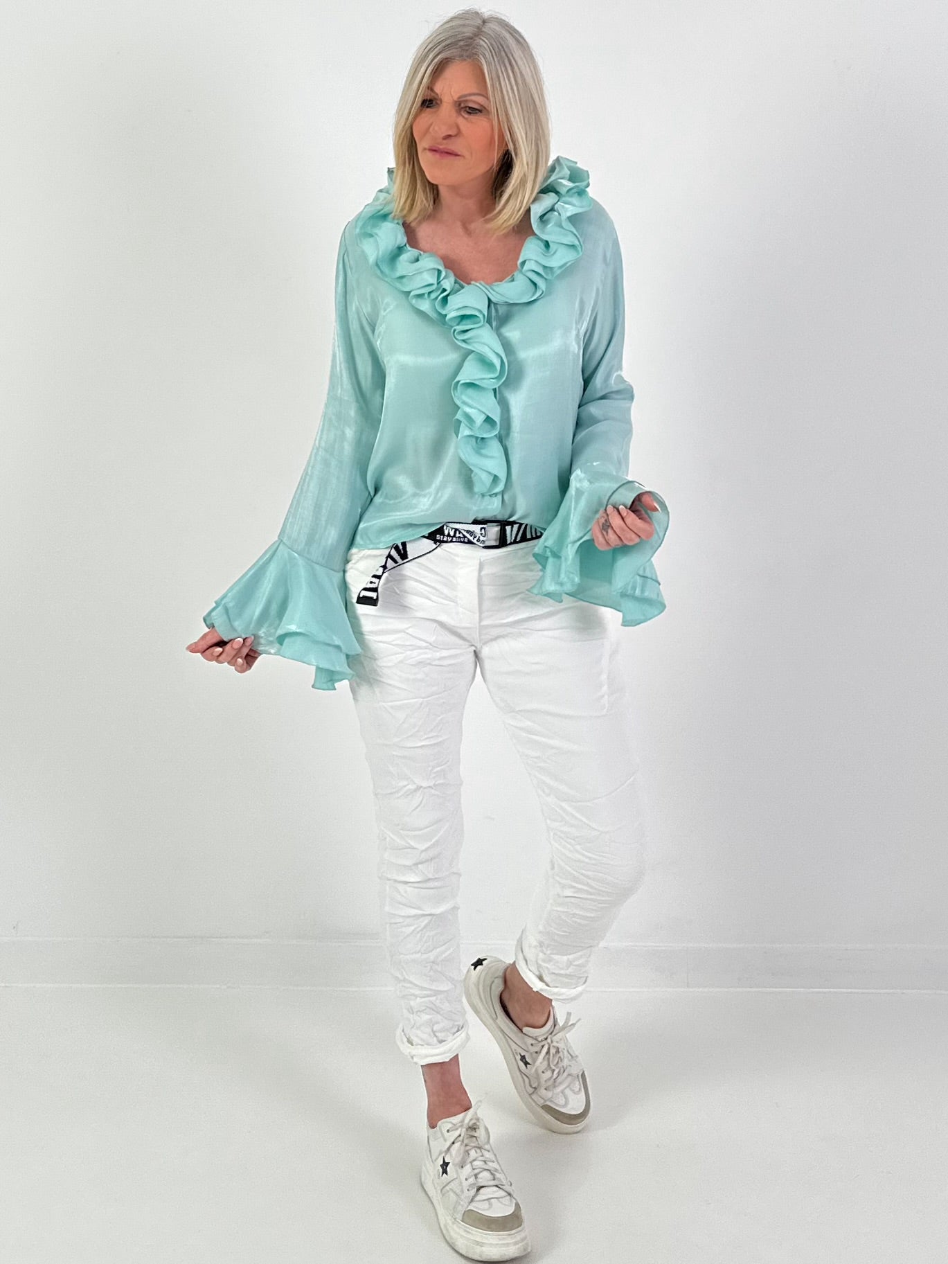 Bluse mit Volants - watergreen