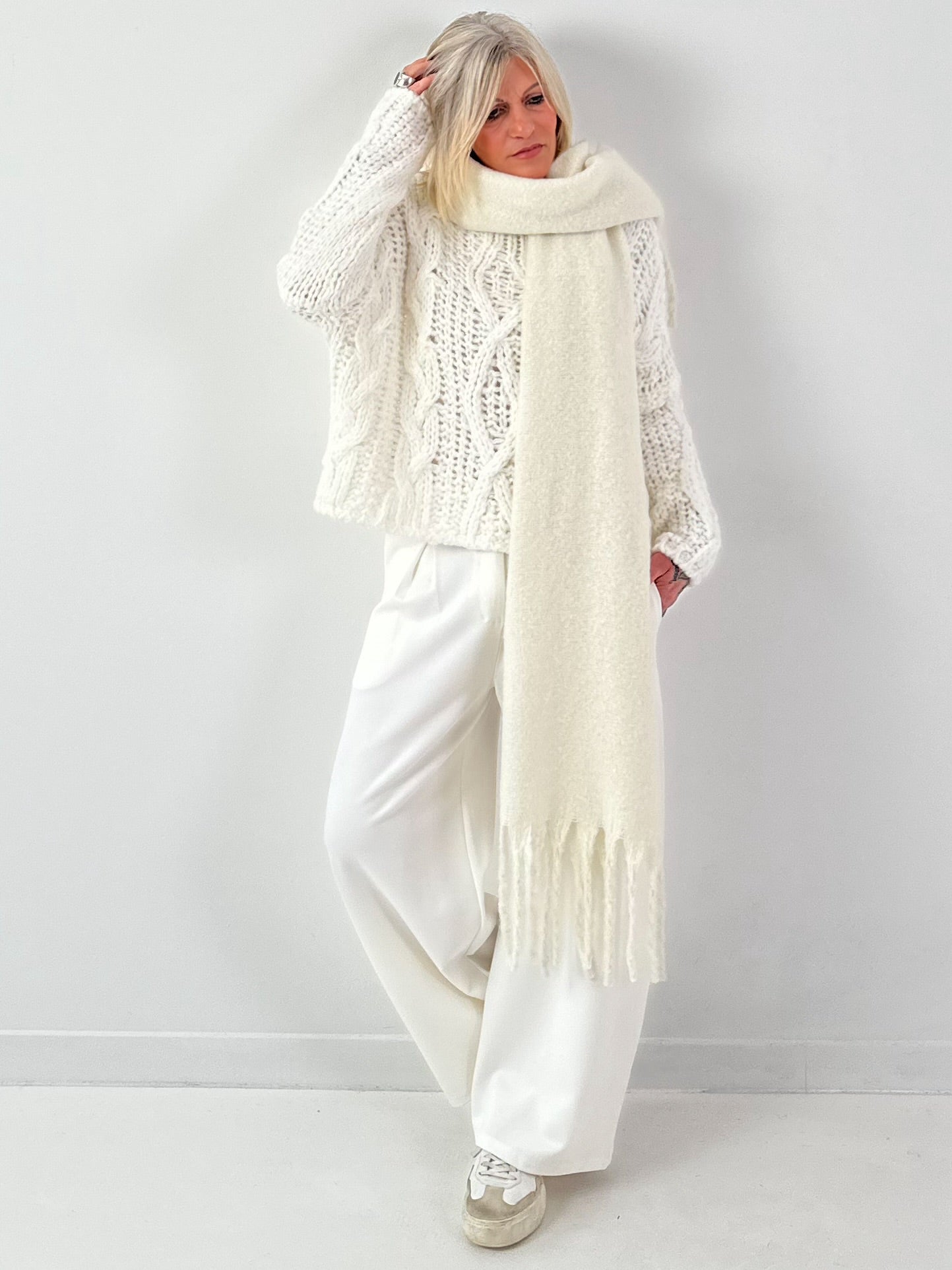 Sjaal met franjes model "Fleur de Charme" - ecru