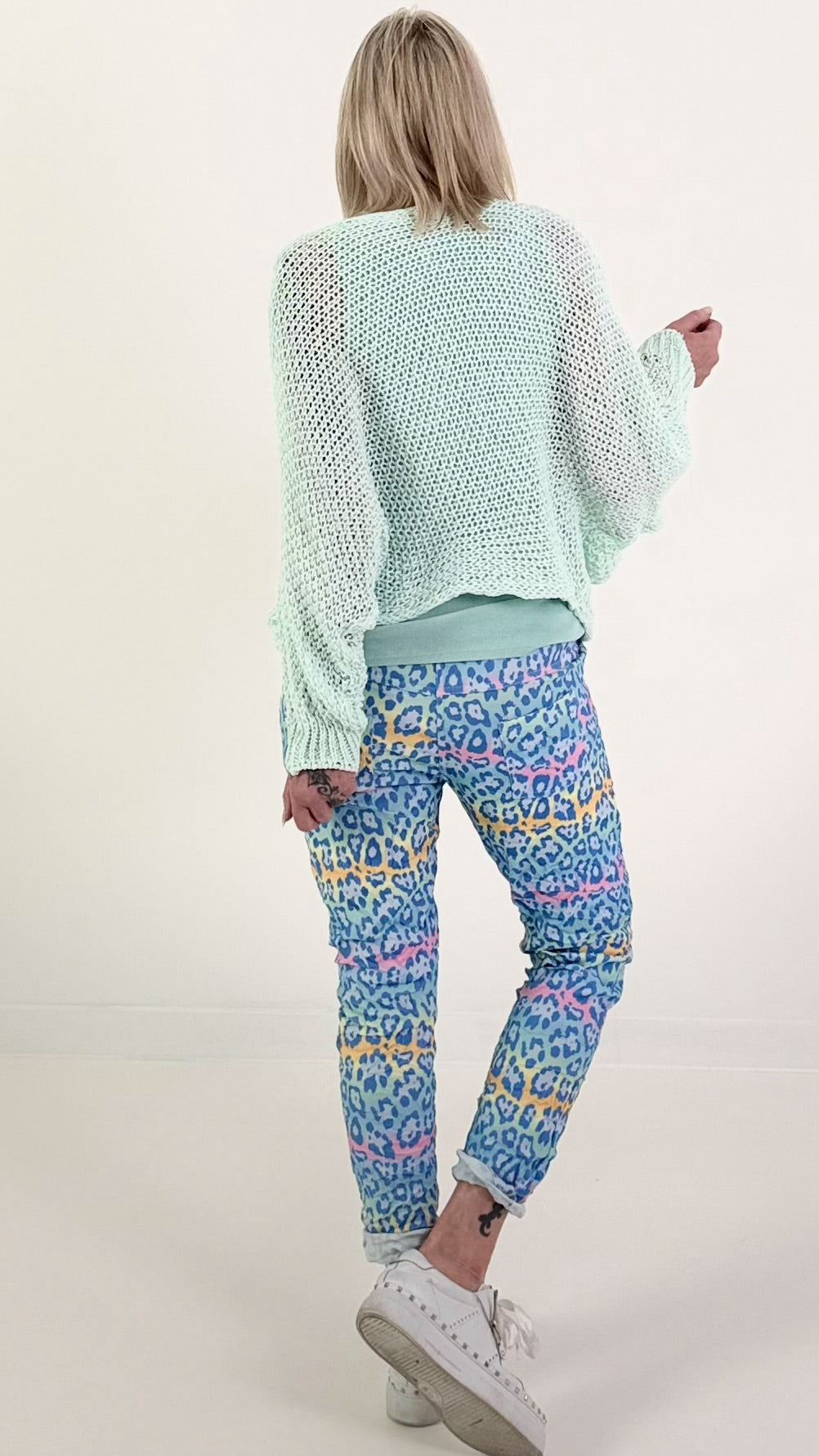 Hose mit Leo Print - blau-mehrfarbig