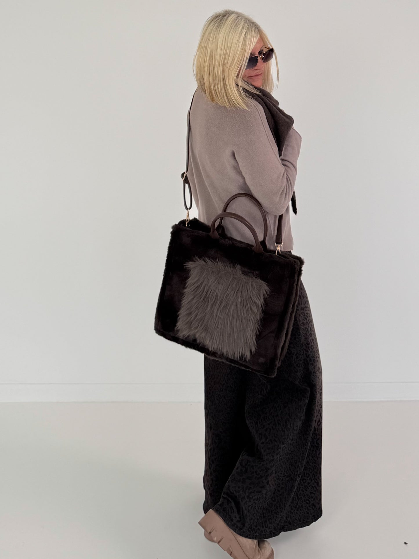 Weicher Basic Pullover - taupe