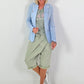 Leinen Blazer mit Zierknöpfen und Ripp-Details - hellblau