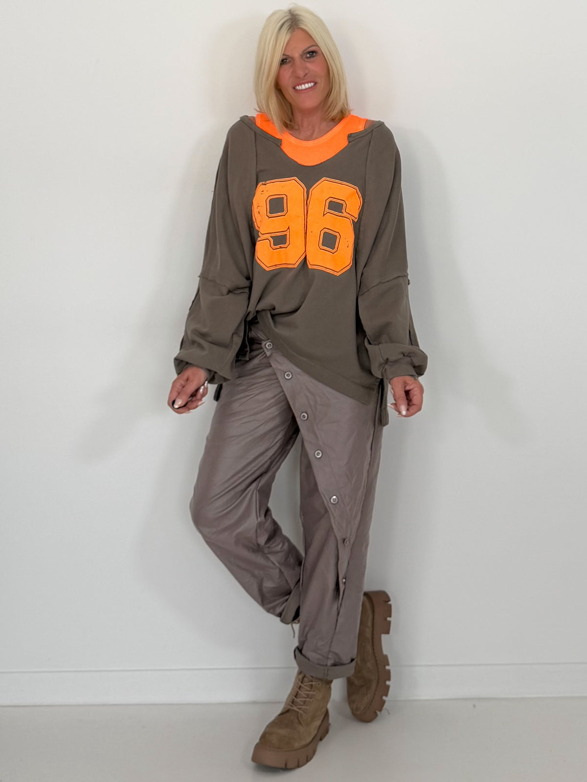 Sweater 96 - taupe-neonorange