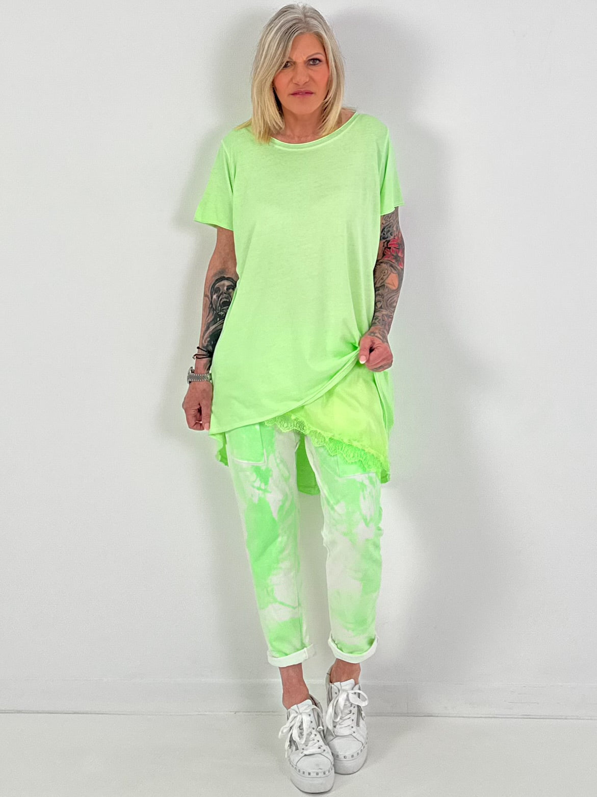 Lässiges Basic-Shirt - 7 Farben