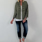 Leichte Jacke im Military Look - olive