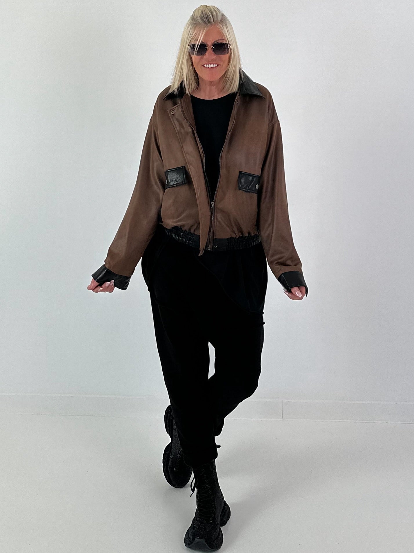 Vintage blouson in leather look - mocha
