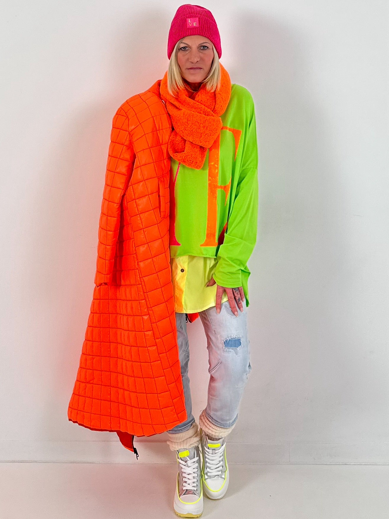Oversized shirt model "YEAH" - neon green