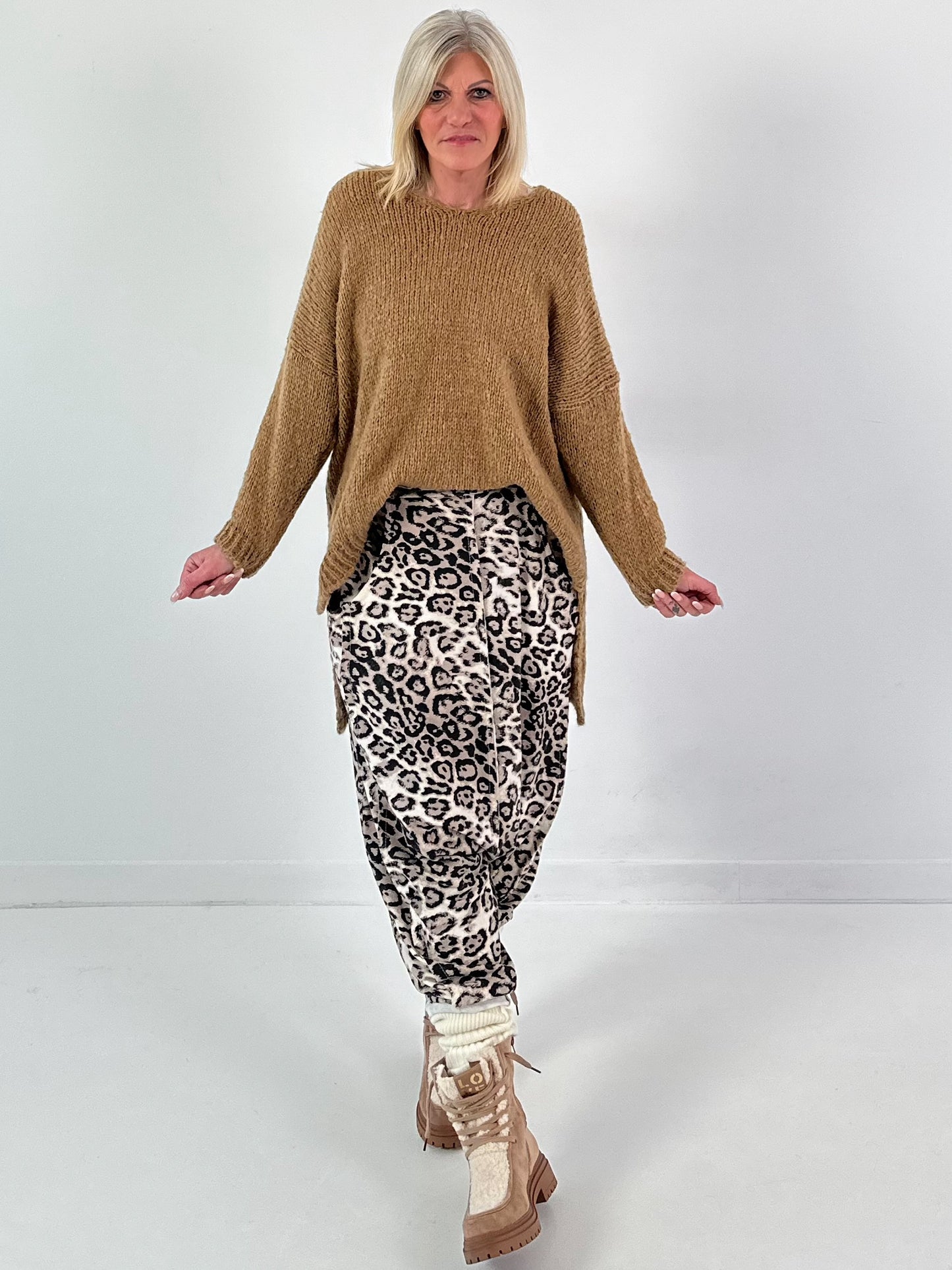 Trui model "Slouchy Dream" - kameel