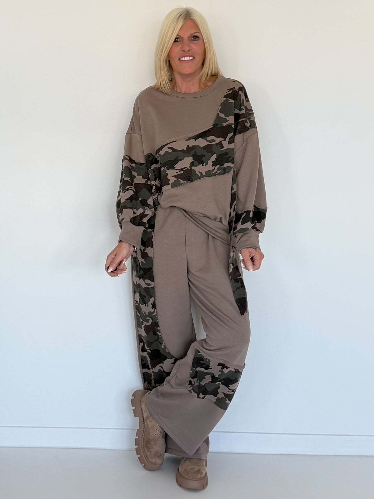 Zweiteiler mit Camouflage-Muster - taupe-mehrfarbig