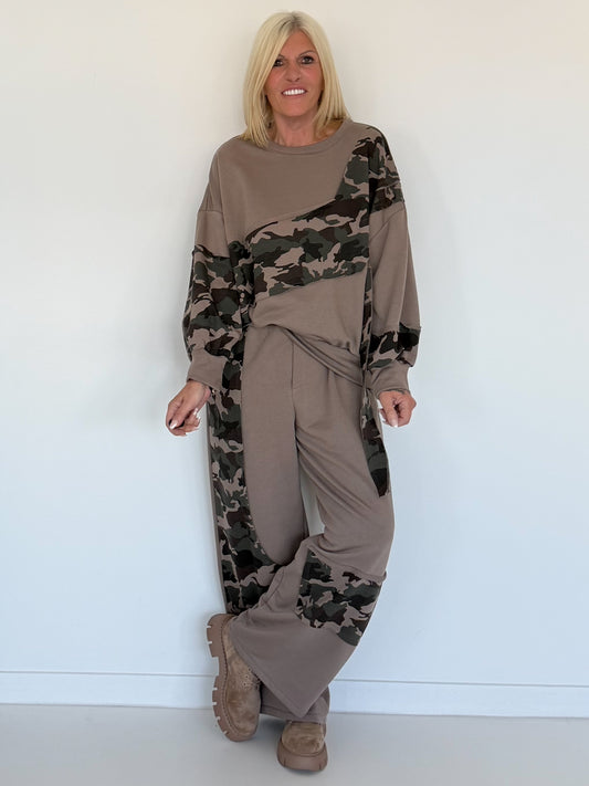 Zweiteiler mit Camouflage-Muster - taupe-mehrfarbig