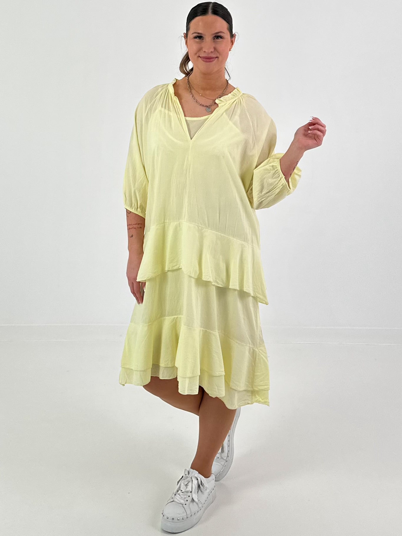 Kleid mit Unterziehtop und Volants - gelb
