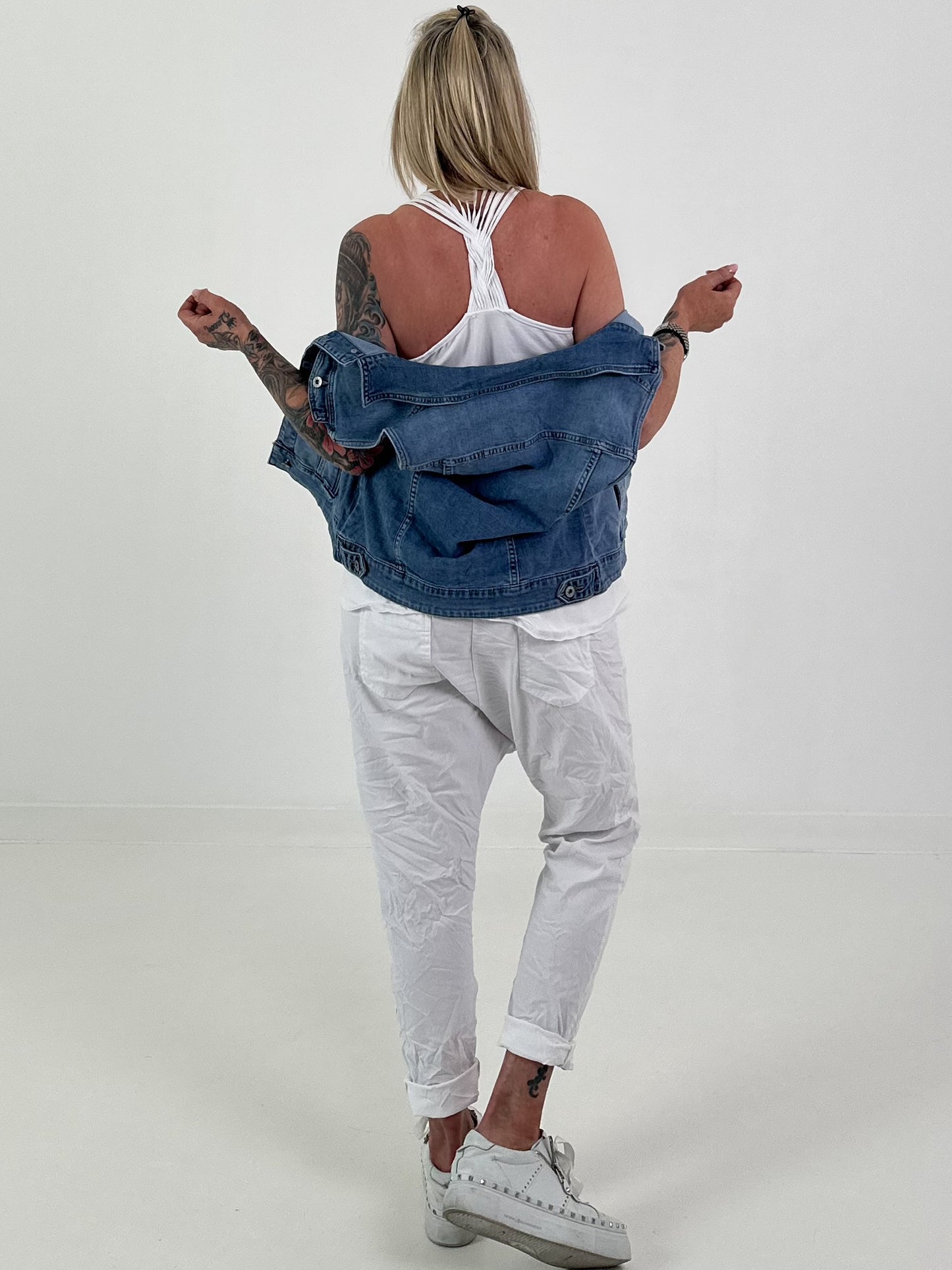 2nd Choice Top with crossed straps - white