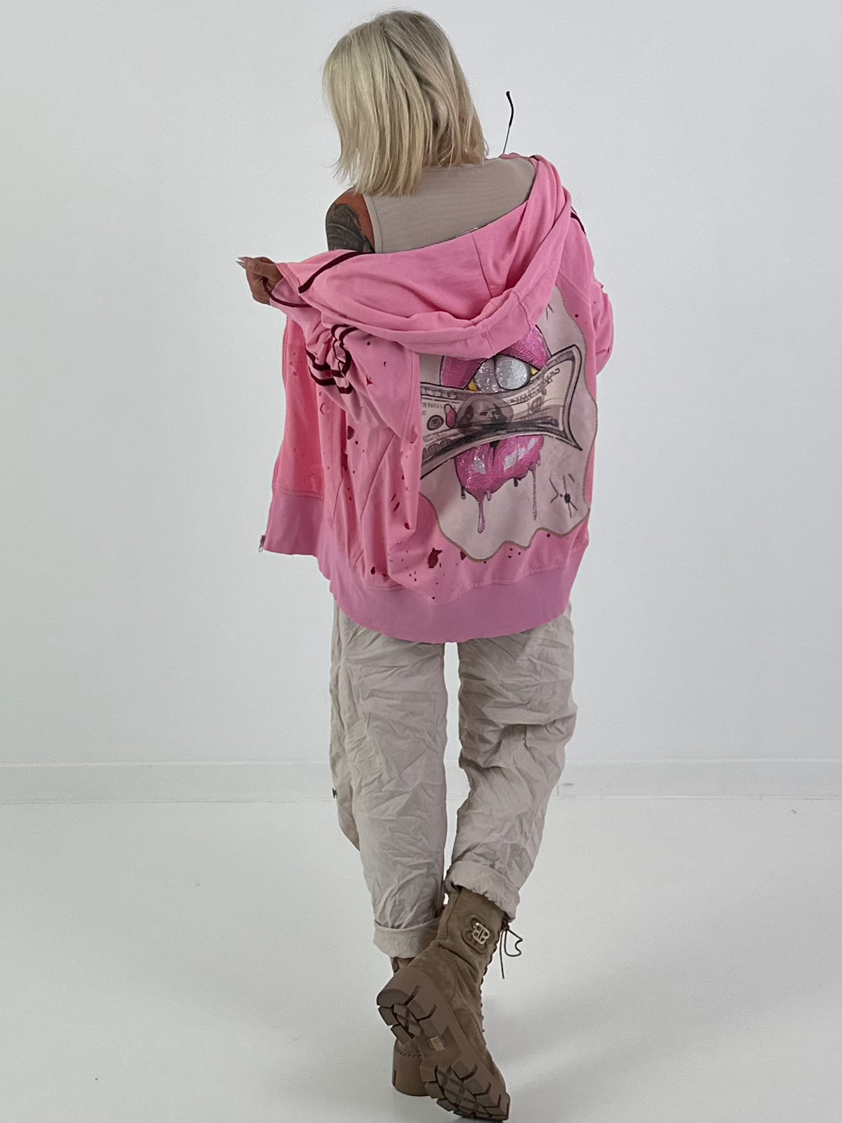 Stylische Sweatshirt Jacke mit großem Rückenpatch Dollar- rosa
