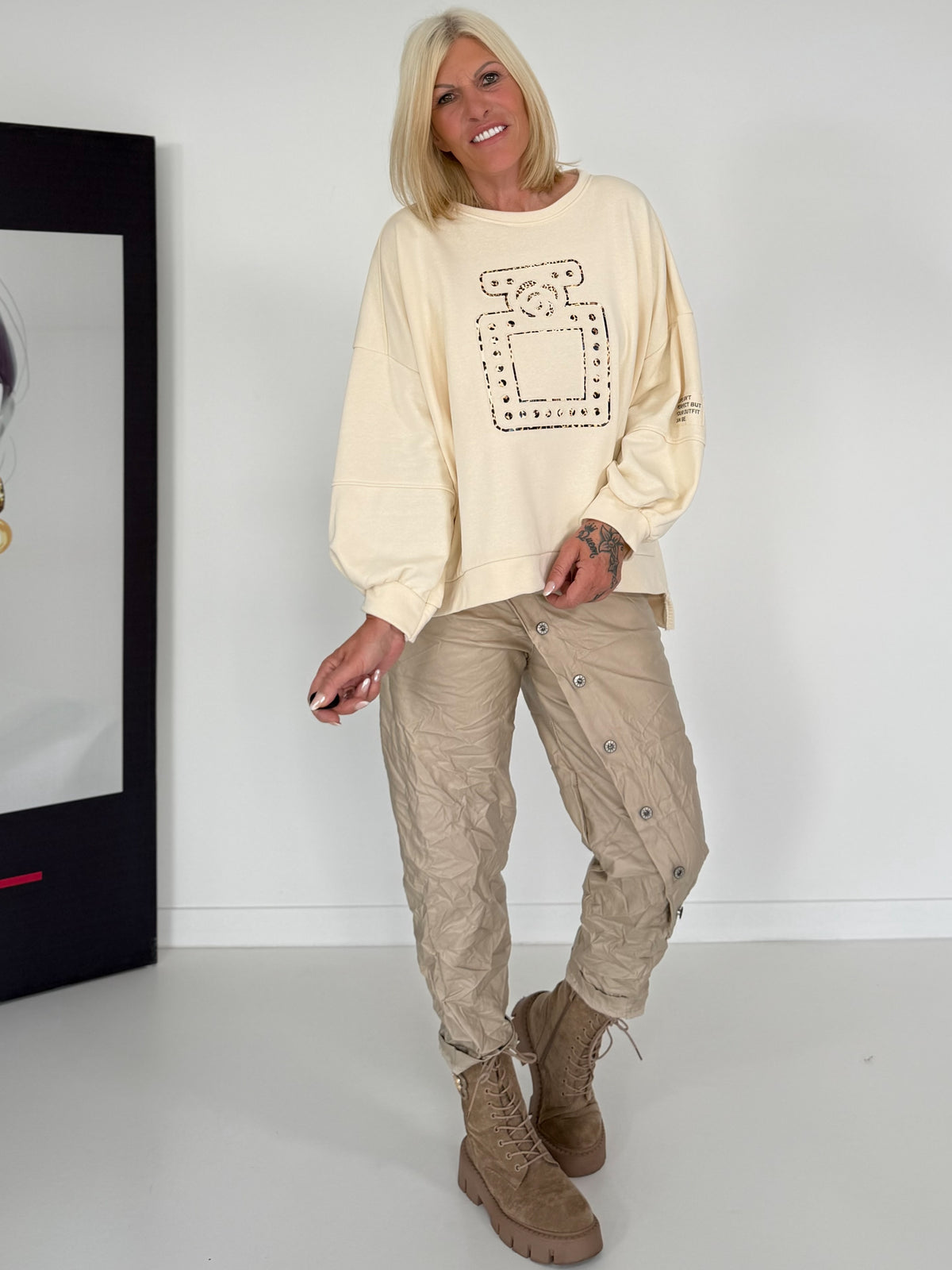 Sweater mit 3D-Print - beige-leo