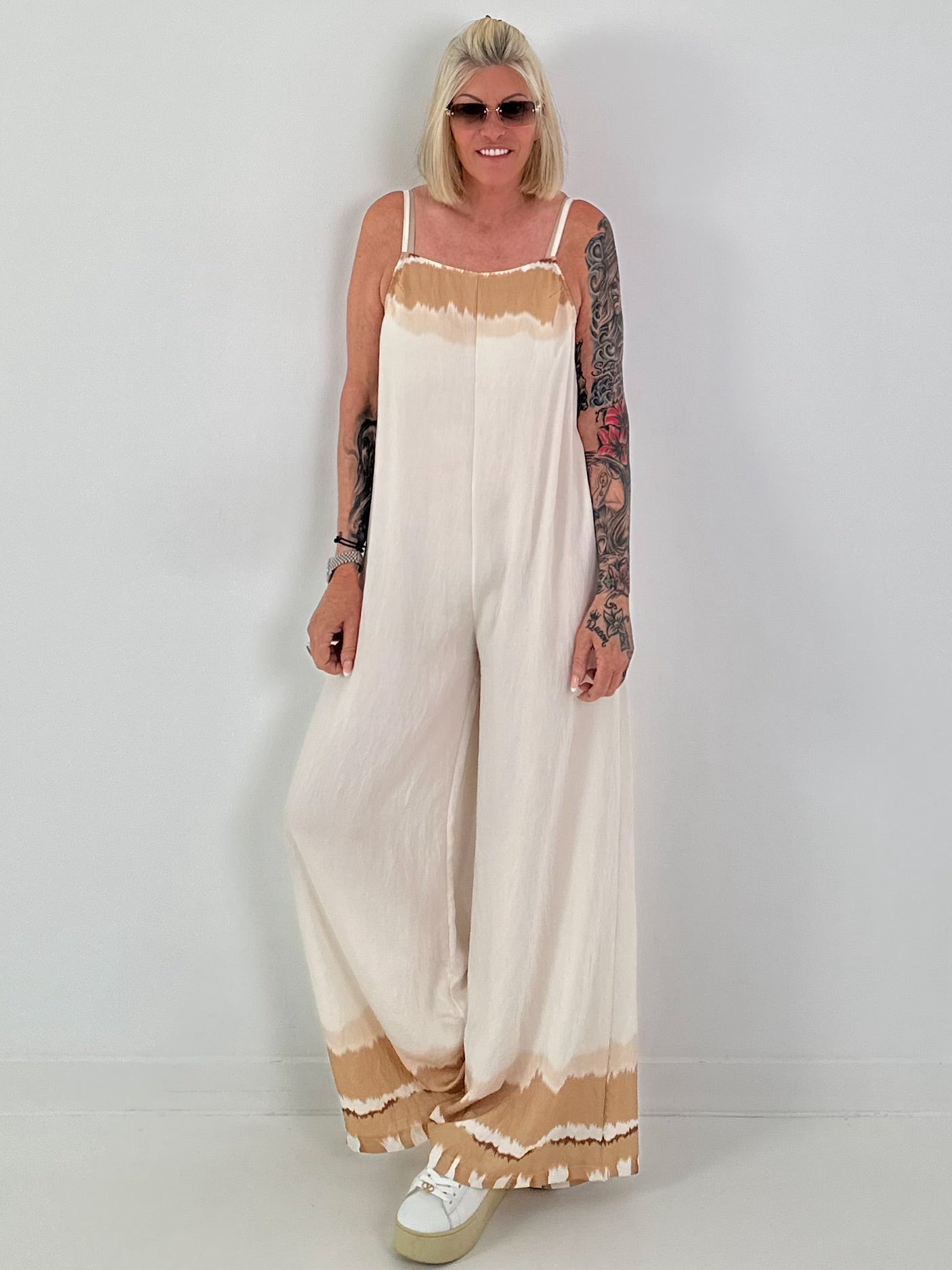 Jumpsuit mit schmalen Trägern - creme