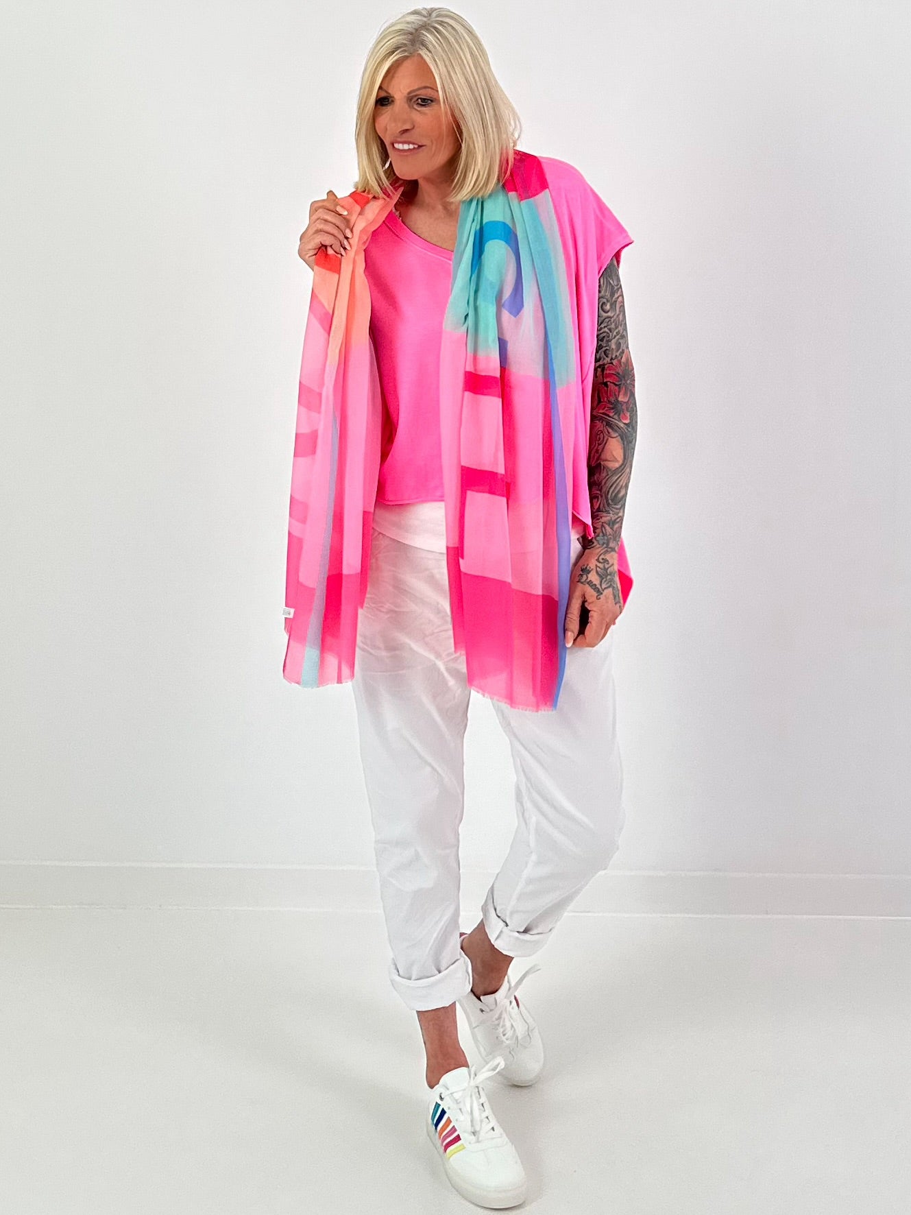 Oversized Shirt mit Rückennaht - neonpink