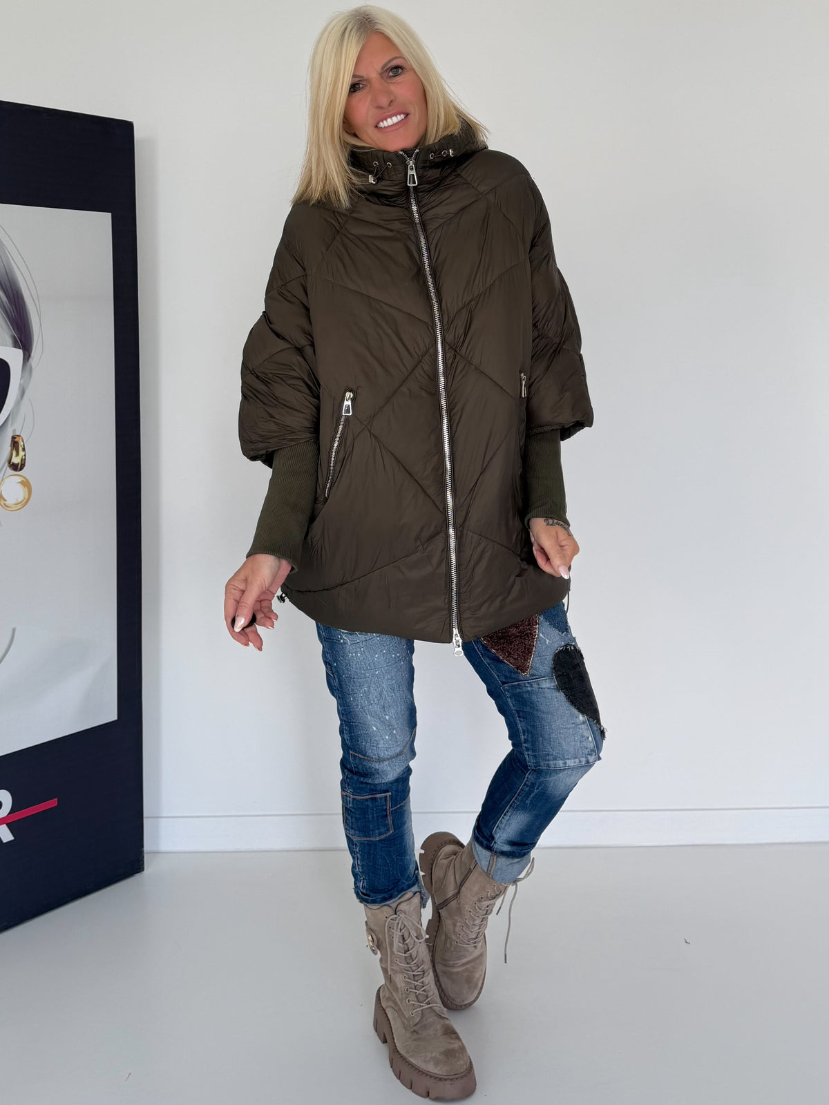 Oversized gewatteerd jack met polswarmers en capuchon - olijf
