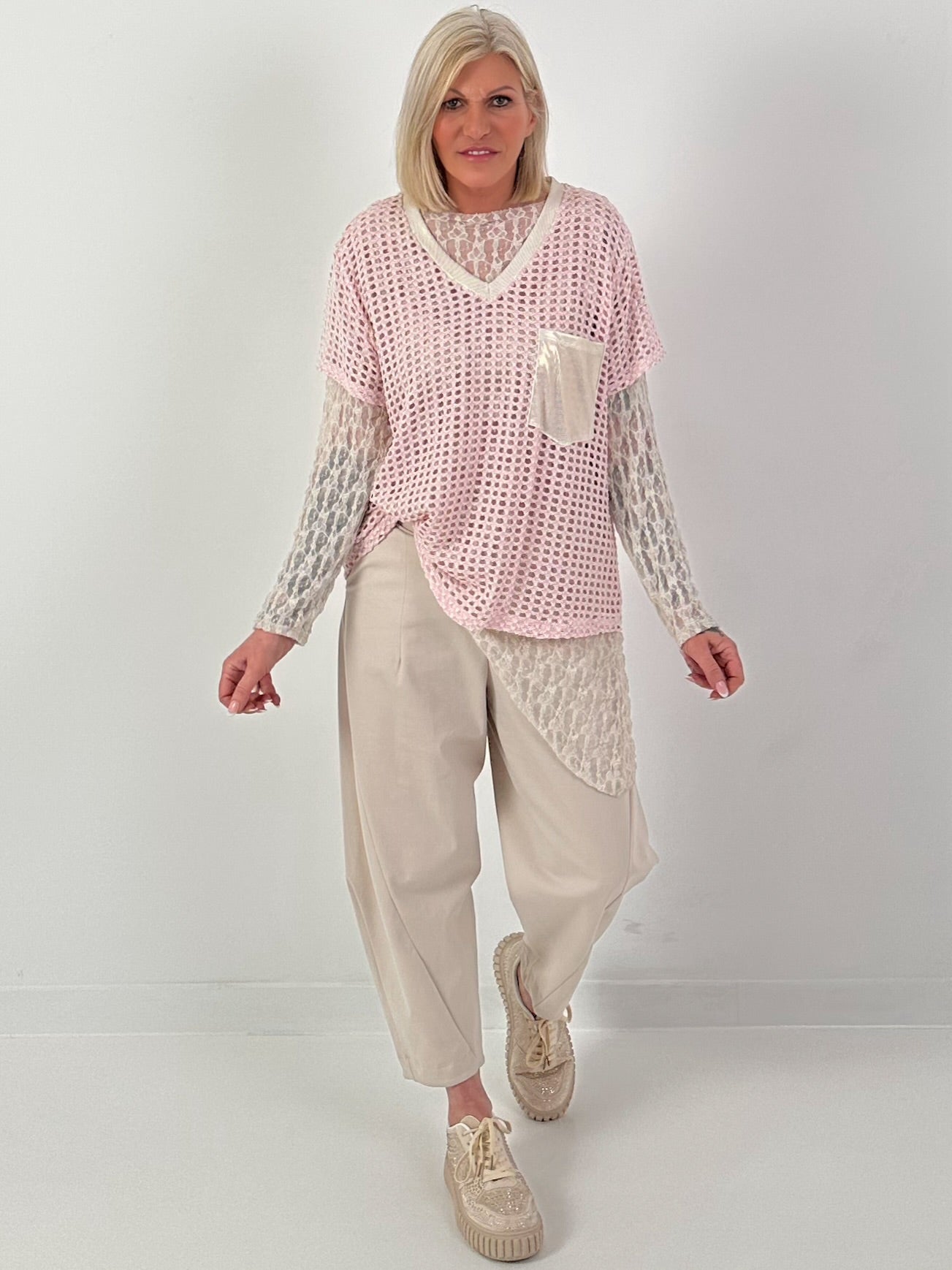 Häkelshirt mit V-Ausschnitt - rosa