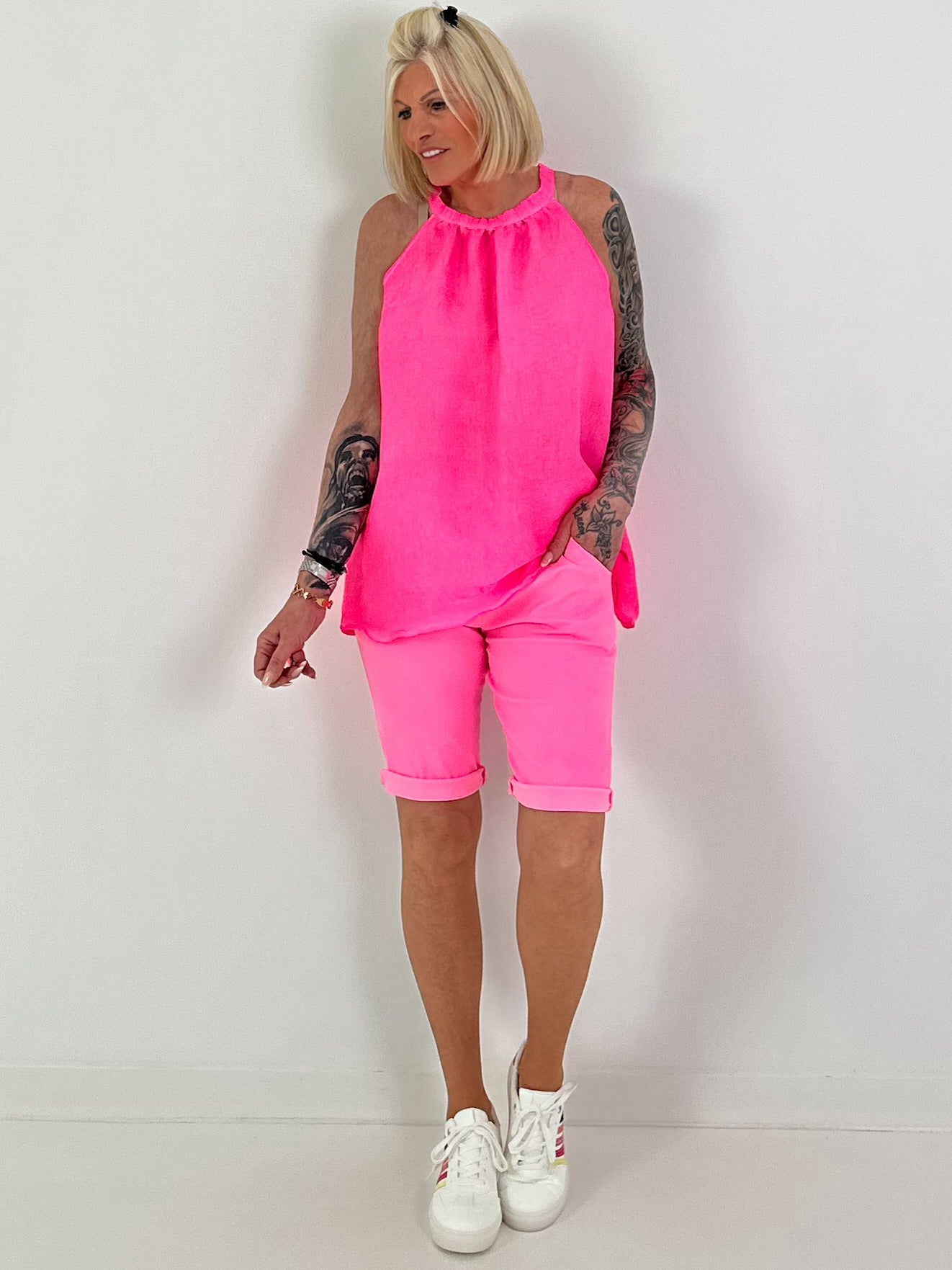 Light top - neon pink