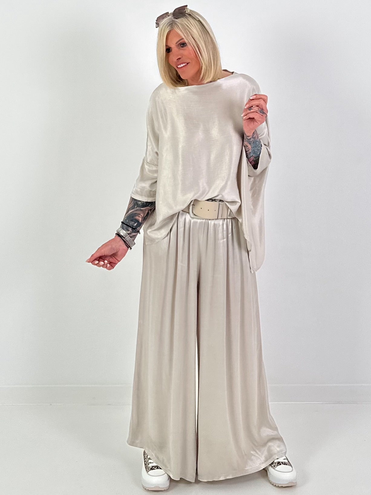 Two-piece satin look - beige