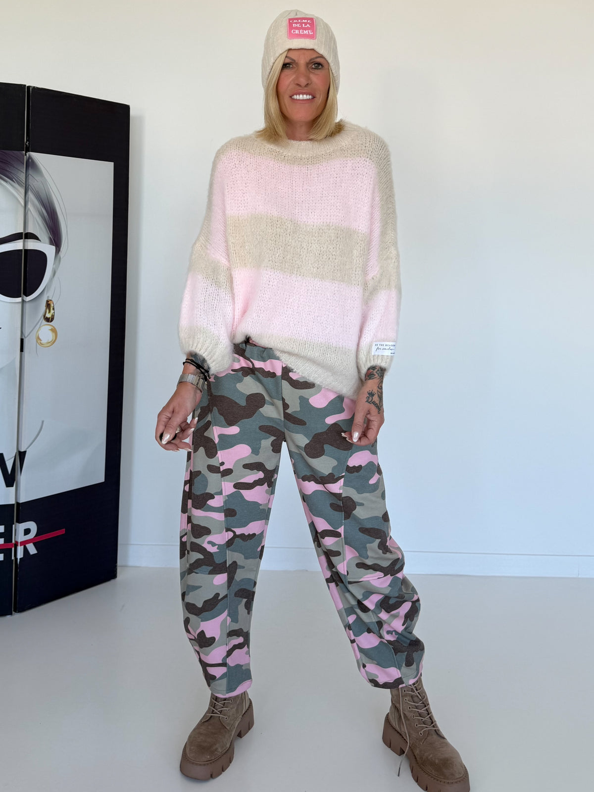 Cozy striped sweater - beige-rose