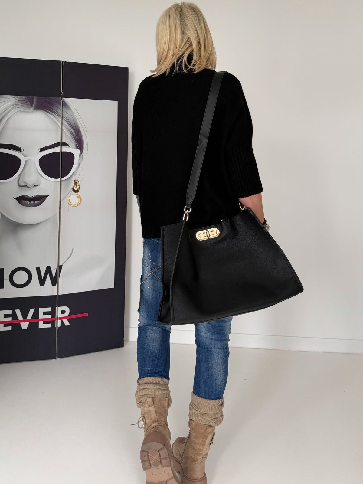 Tasche in Lederoptik mit Twist Lock Verschluss - schwarz