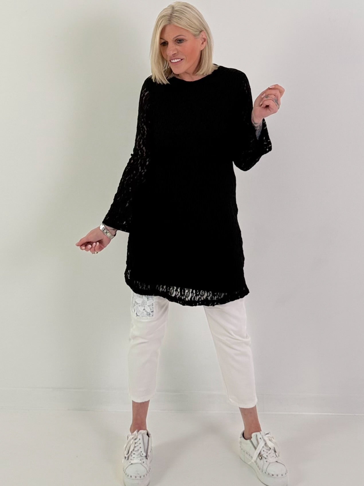 Spitzentunika/Kleid mit Eingriffstaschen - schwarz