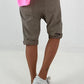 Kurze Baggy mit breiten Nähten - taupe