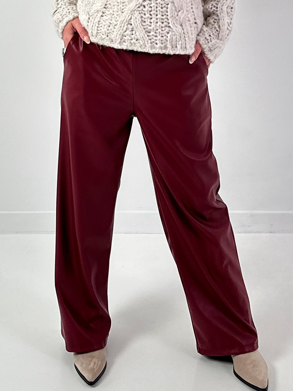 Trousers in leather look model "Smooth Faux" - bordeaux