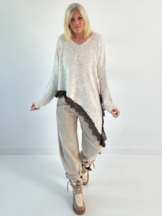 Asymmetrisch truimodel "Lace Dream" - beige