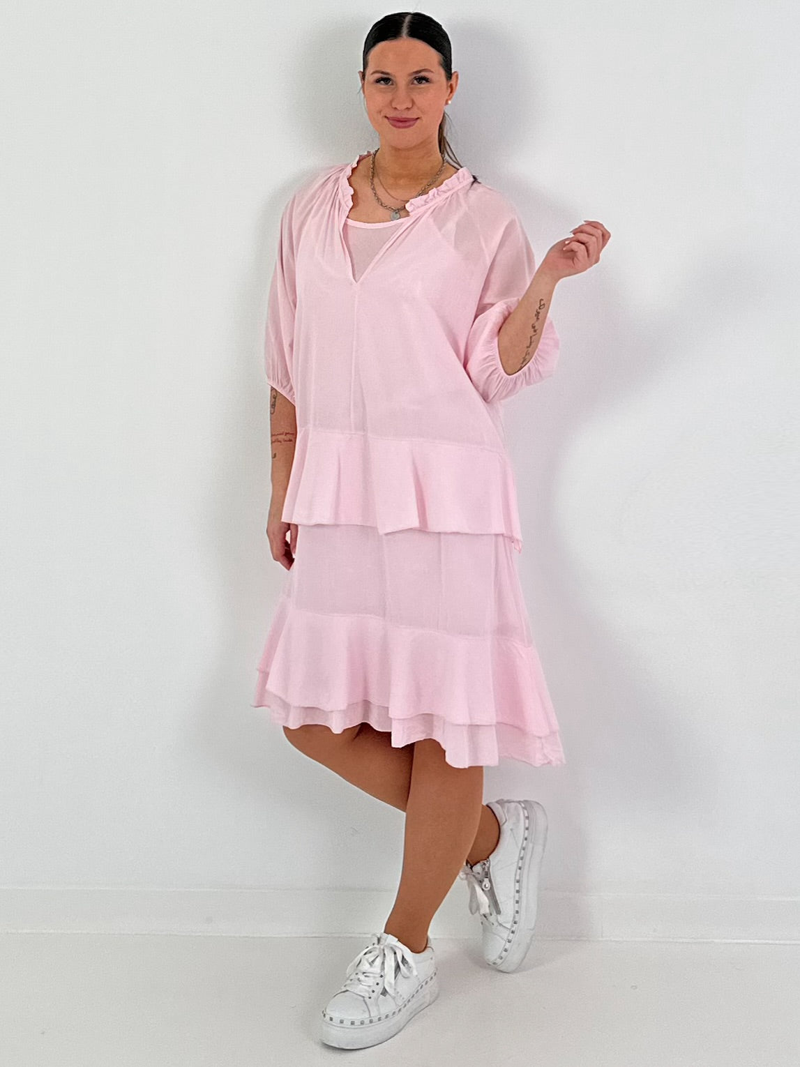 Kleid mit Unterziehtop und Volants - rosa