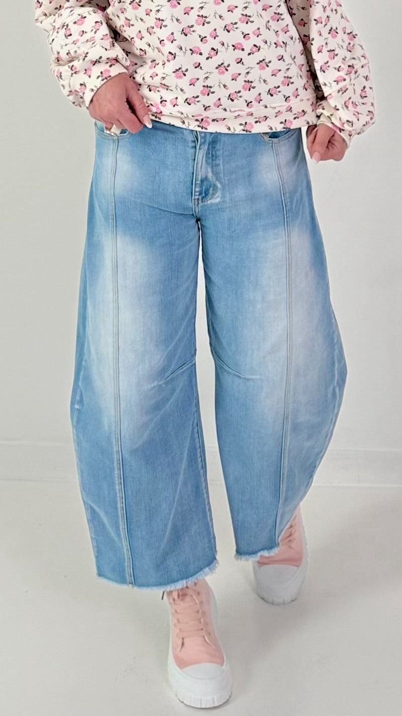 Jeans met wijde pijpen en horizontale naden - denim