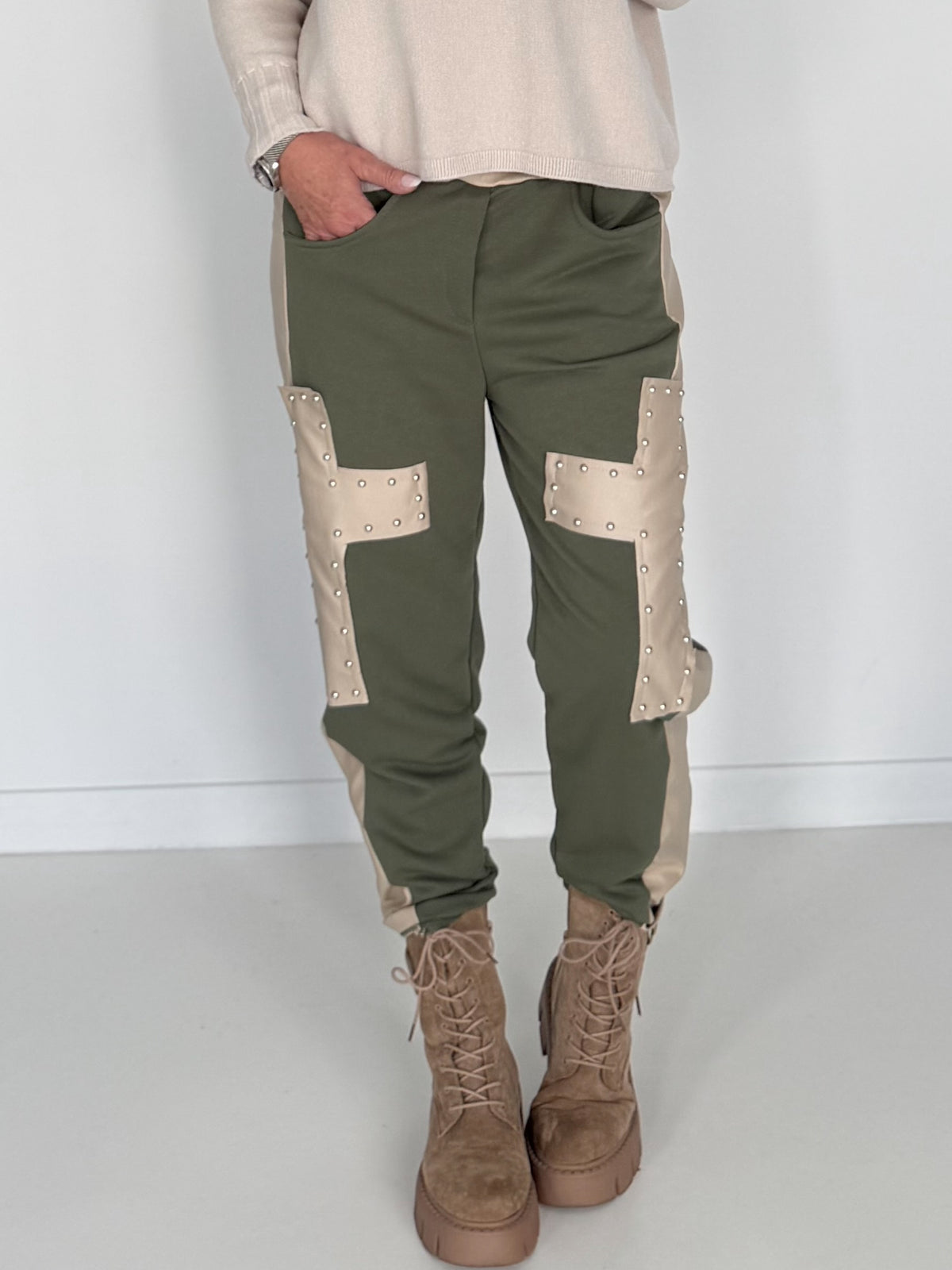 Sweathose im Materialmix - oliv-beige