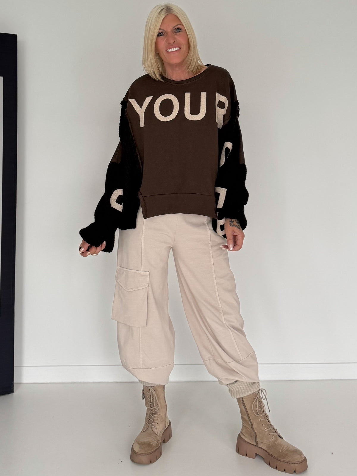 Sweater mit Strickeinsätzen - mokka