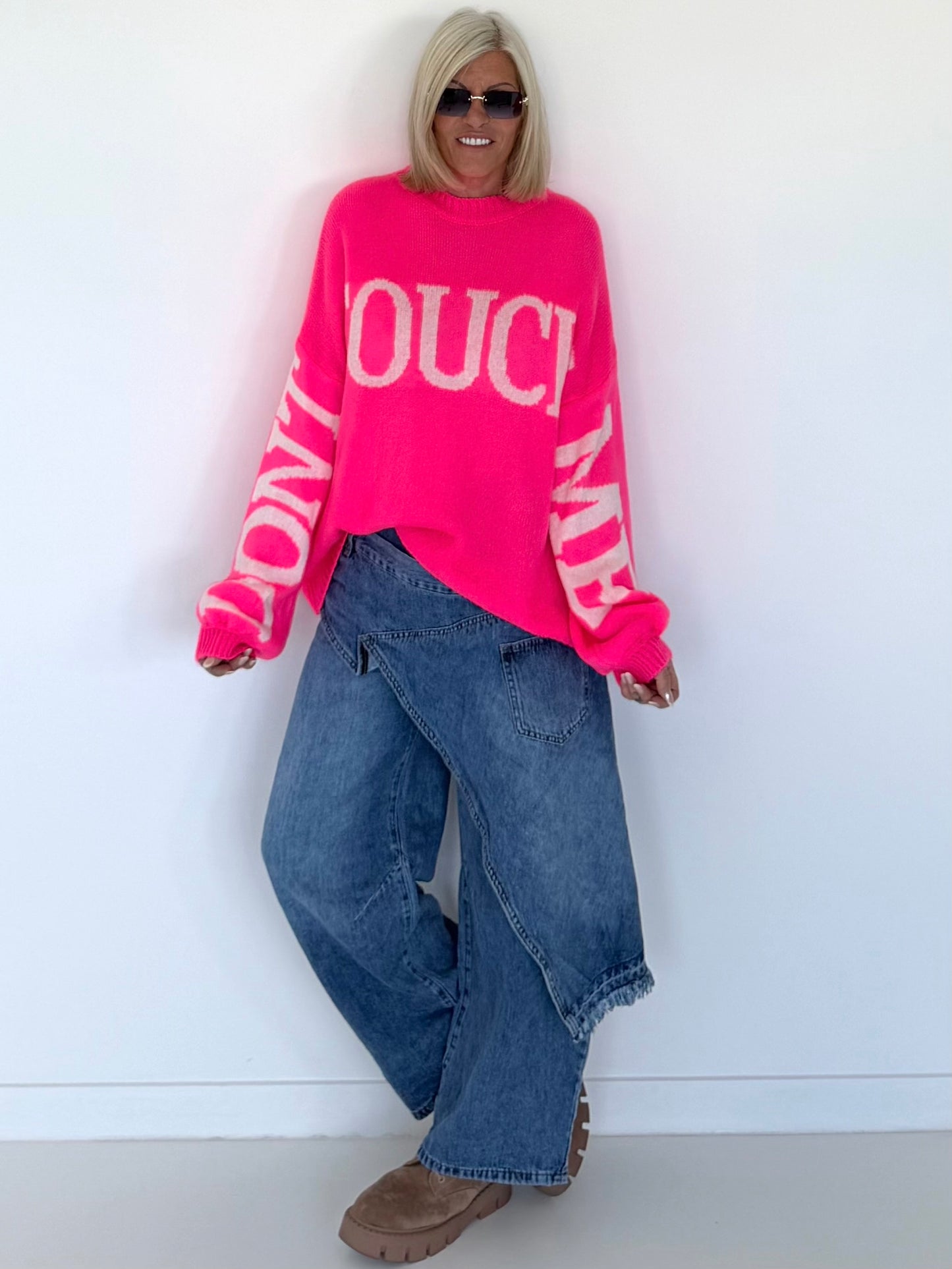 Oversized Strickpullover Dont Touch Me - neonpink-weiss