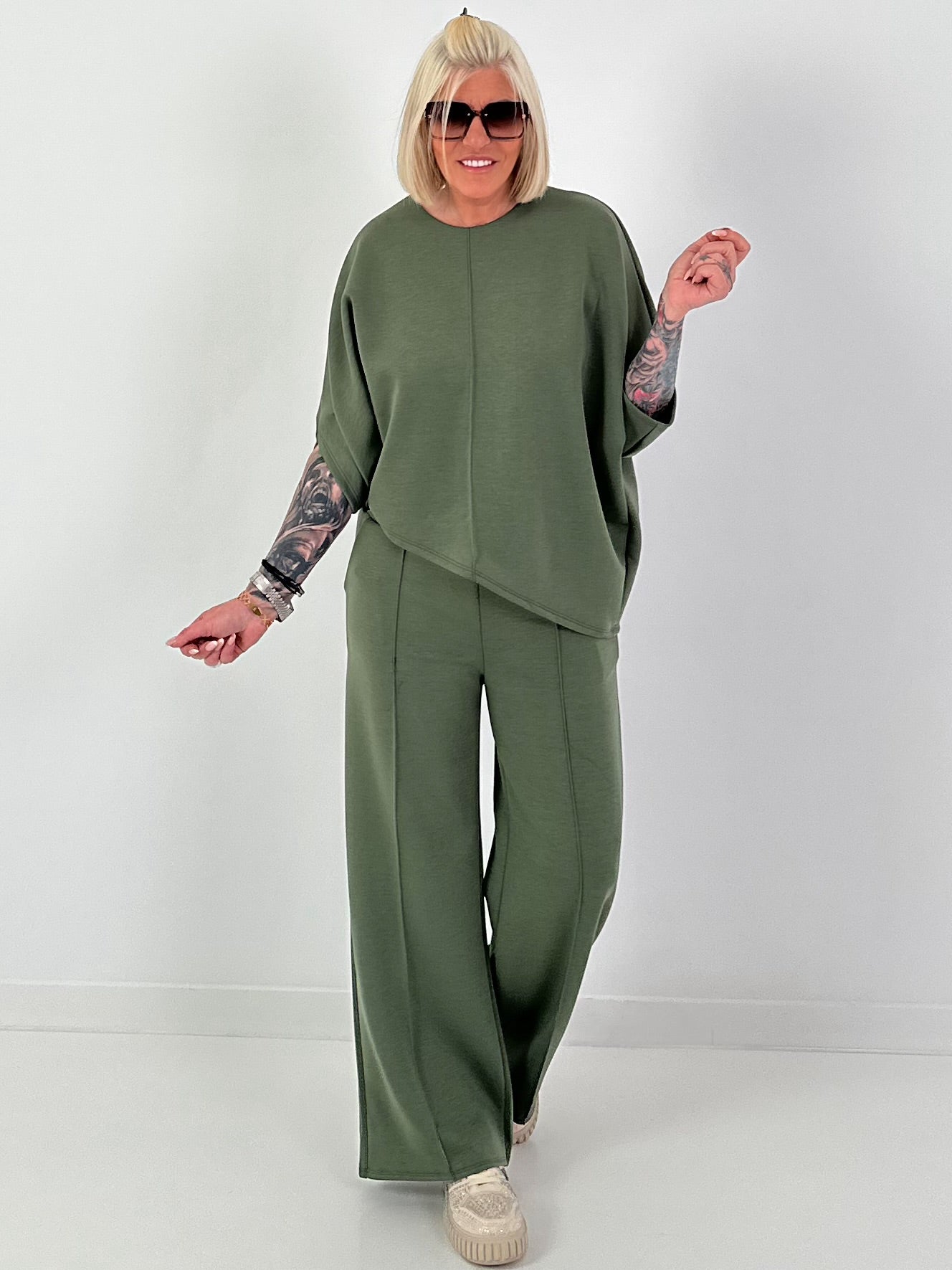 Two-piece set with asymmetrical shirt - khaki