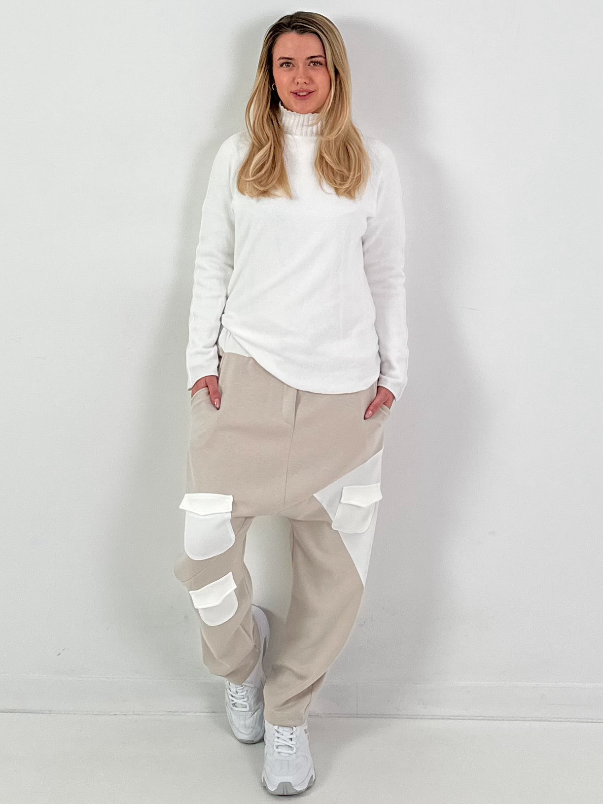Baggy broek model "Pocket Style" - beige