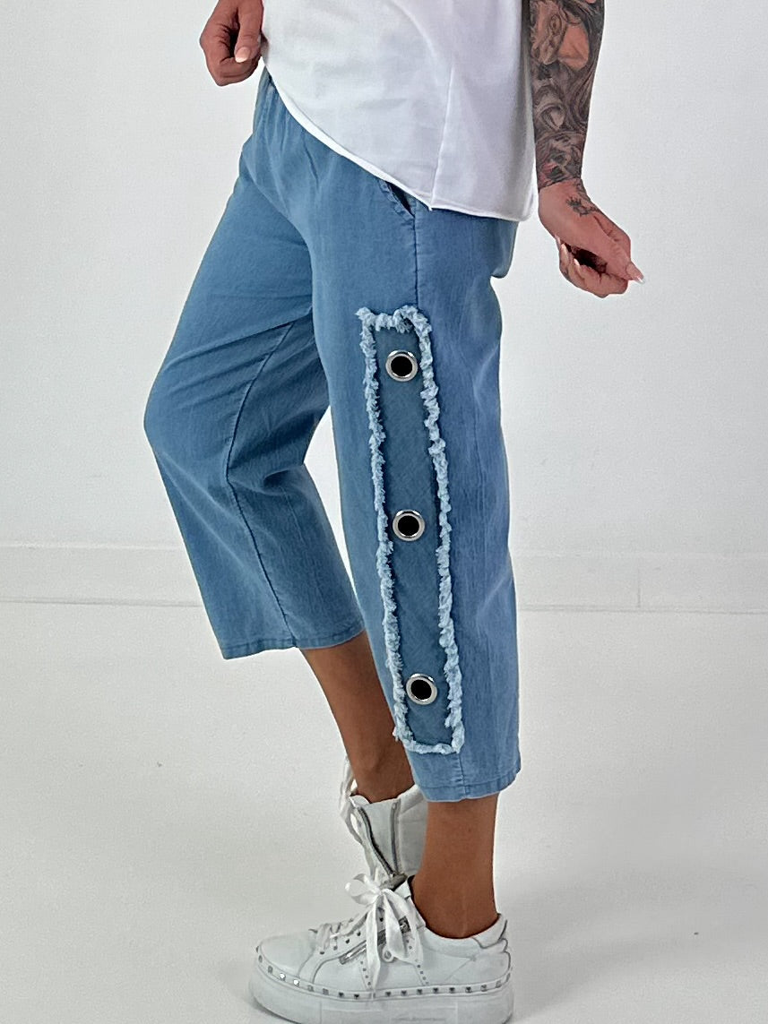 Jeans with eyelet details - light blue