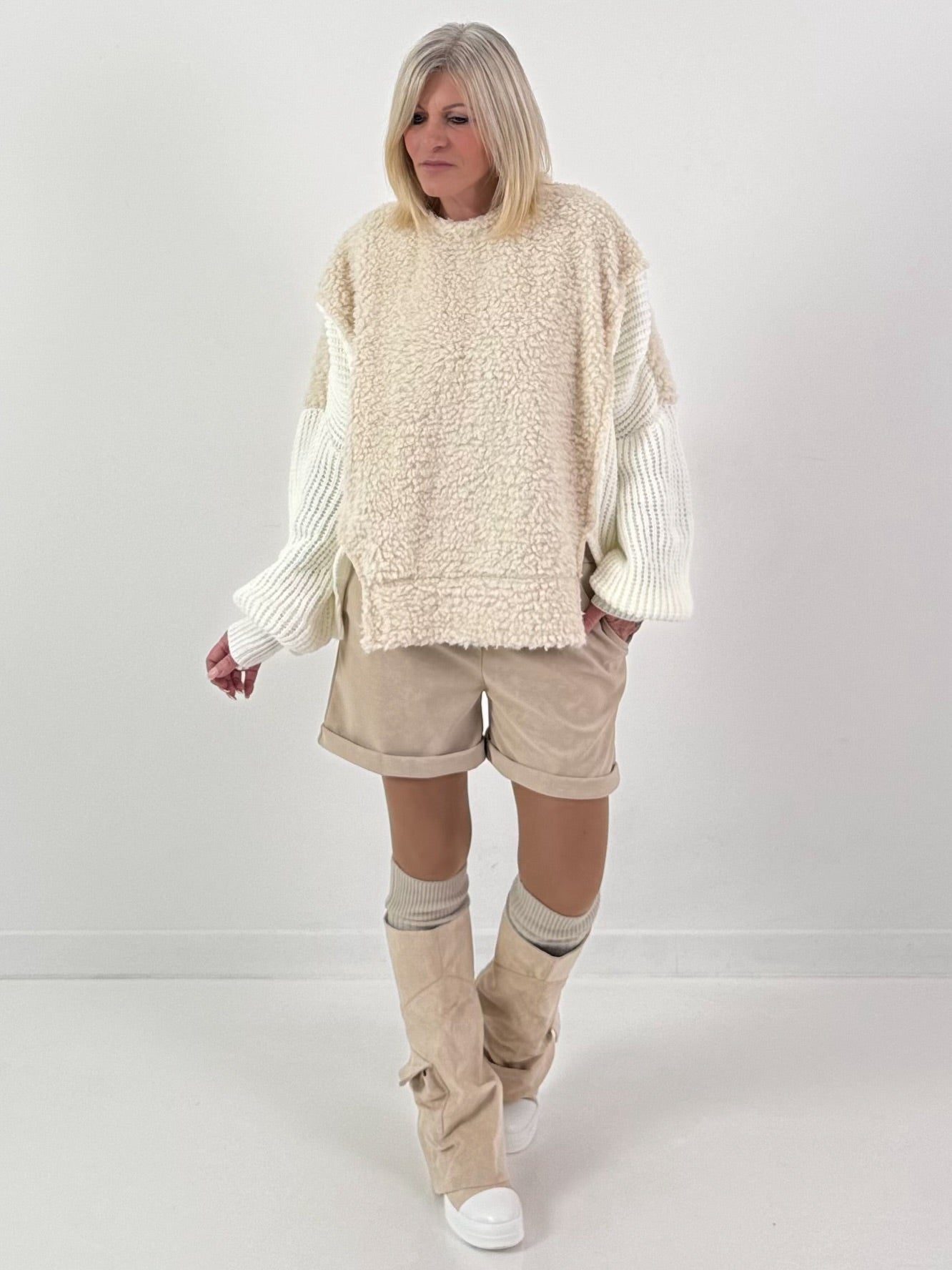 Leather-look shorts, model "Velvet Shine" - beige