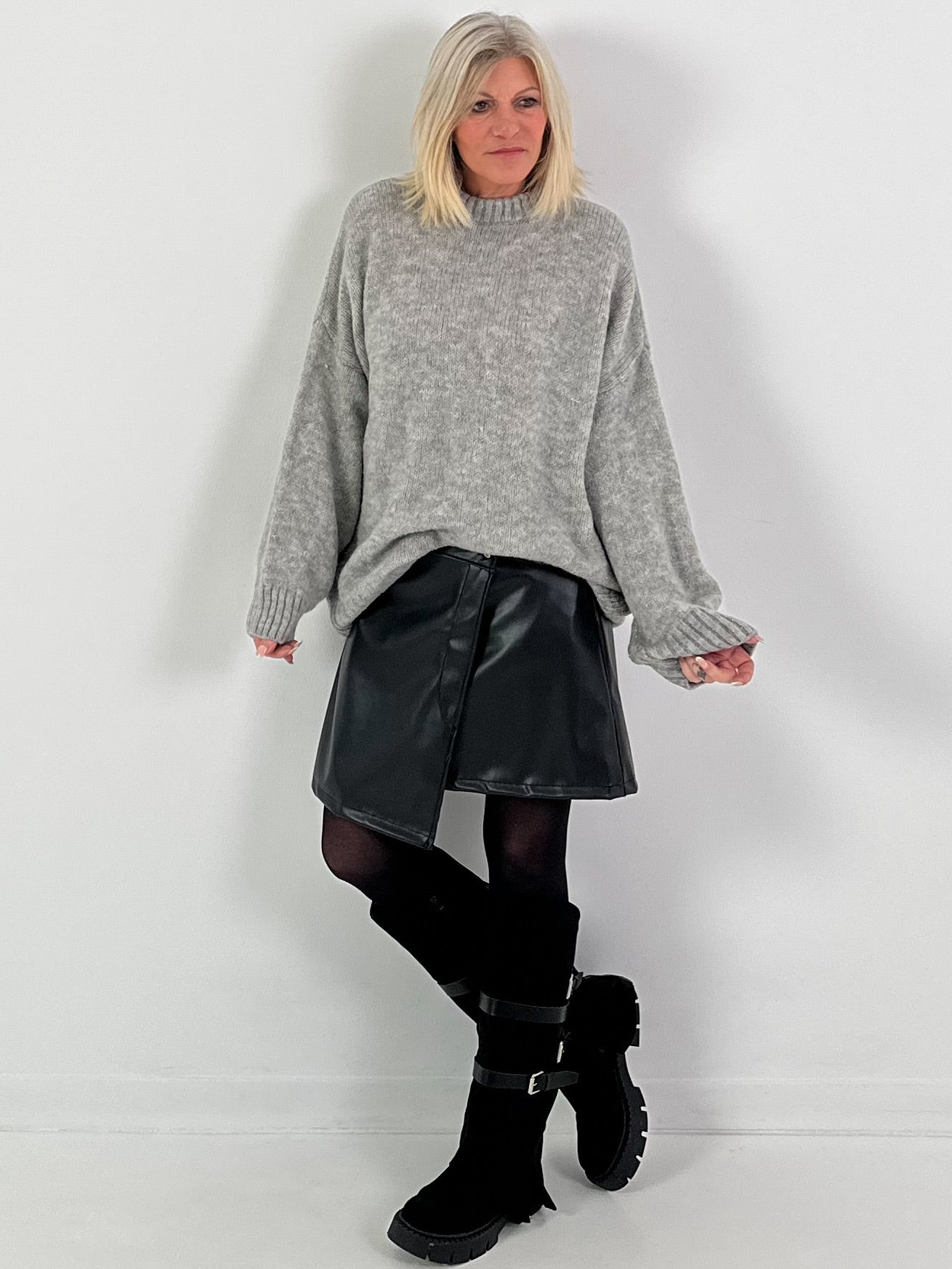 Sweater model "Shine Bright" - gray