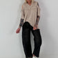 Hoodie Shirt mit Cut Out Shoulder - beige