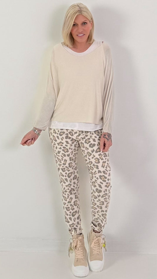 Fine knit sweater with top - beige