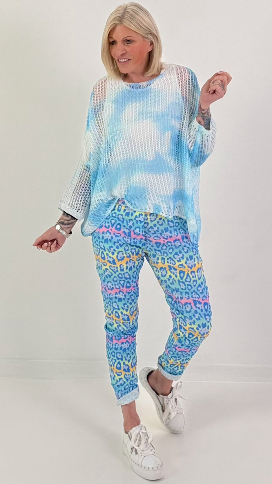 Batik Häkelpullover - hellblau