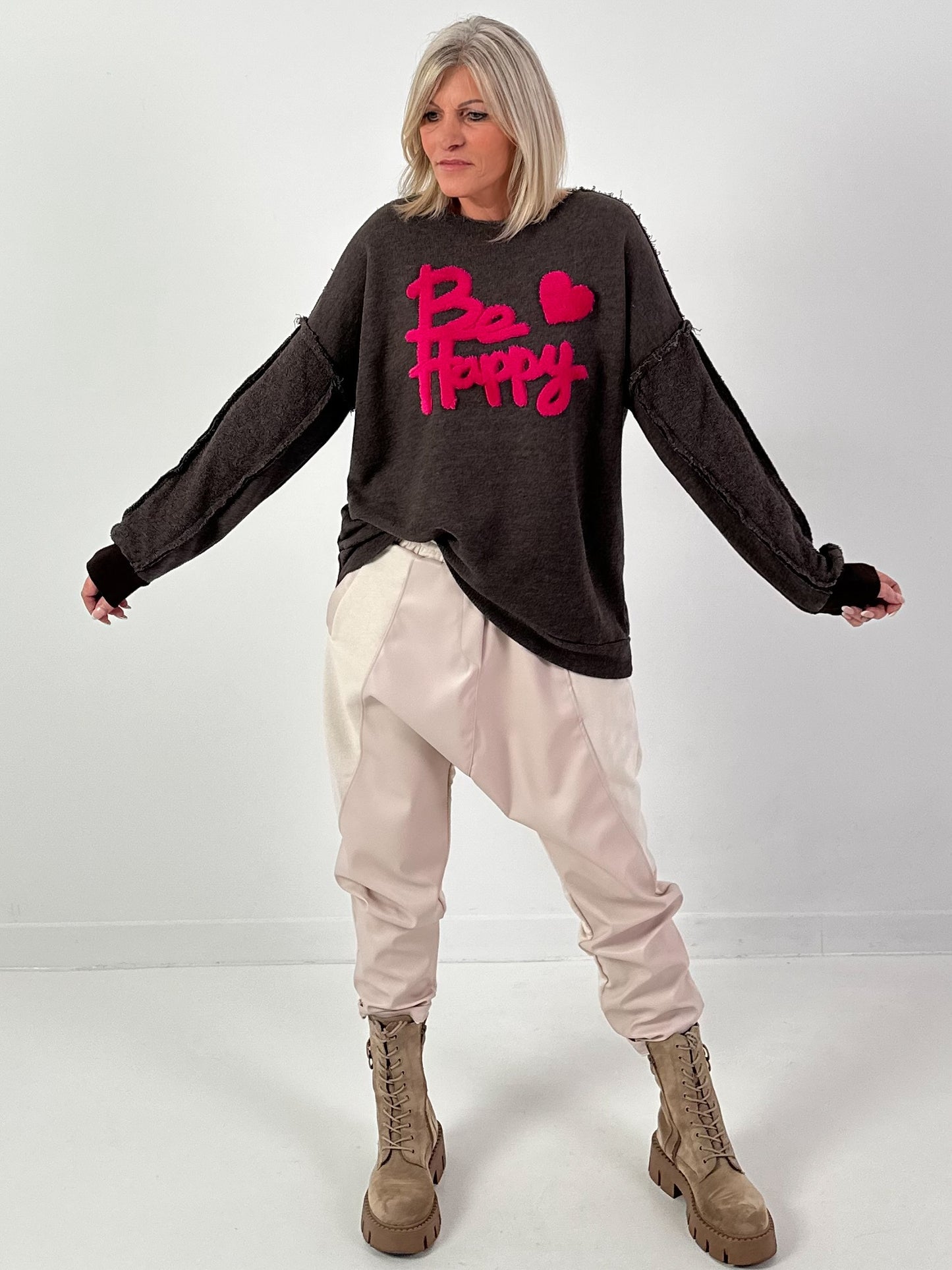 Baggy trousers model "Love Duo" - beige